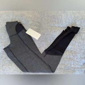 NWT AUTHENTIC LULULEMON DEVI YOGA PANT LEGGINGS SIZE 6